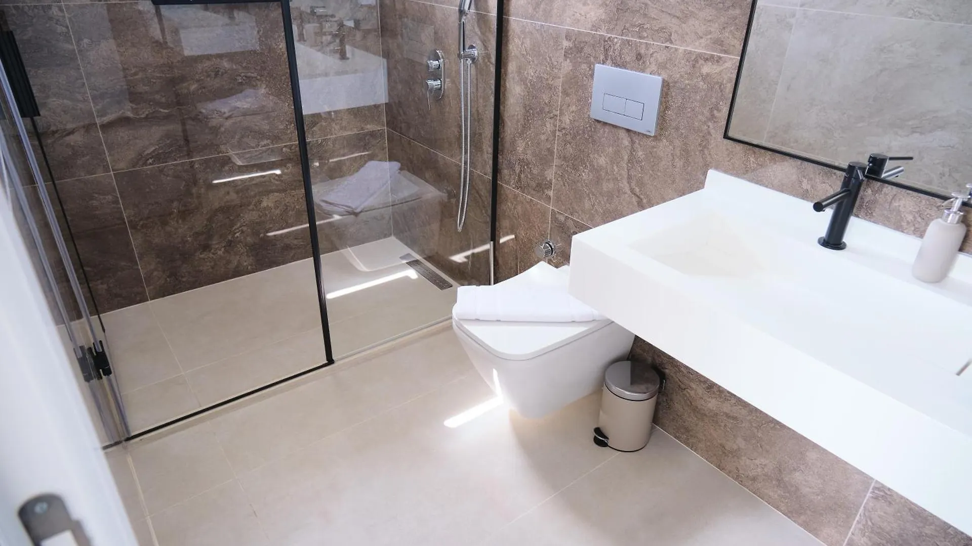 Willa Ashta Suites / Color Block Fethiye