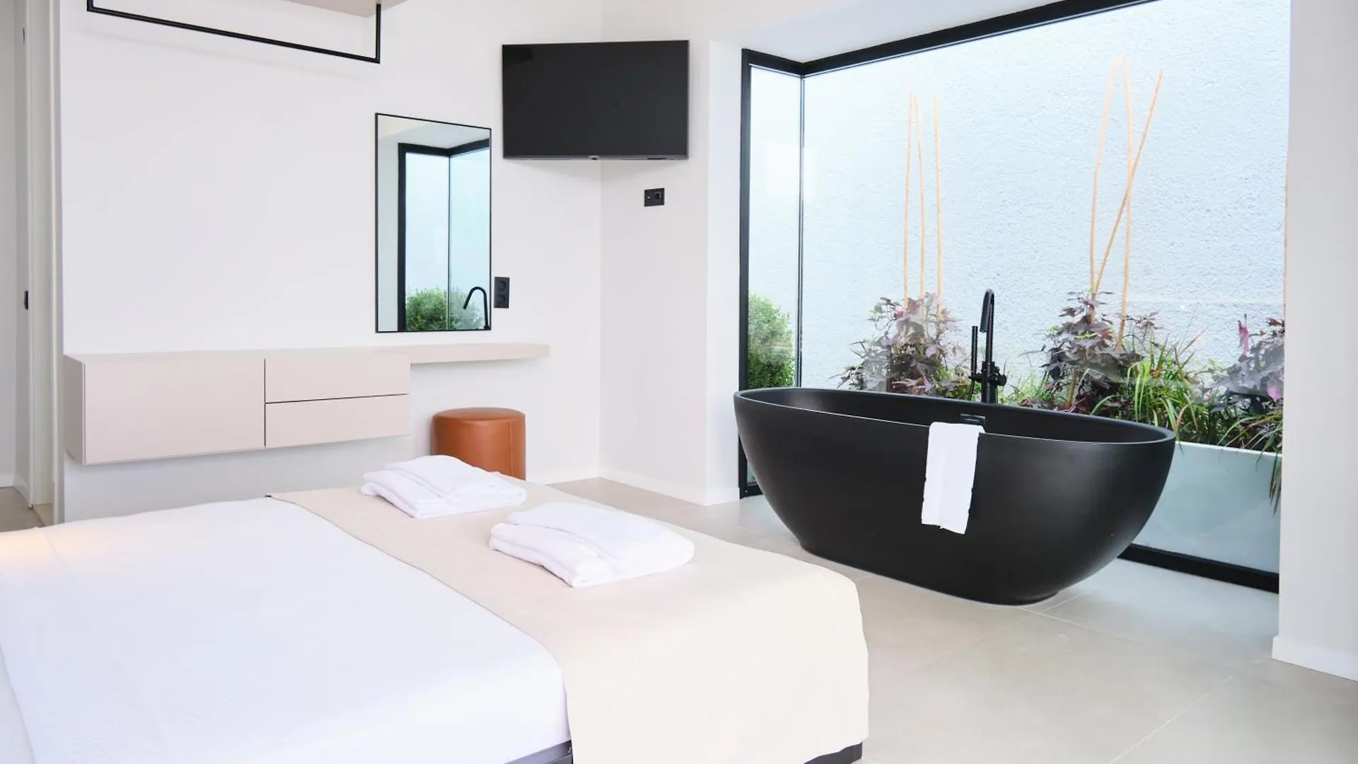 فيلة Ashta Suites / Color Block فتحية