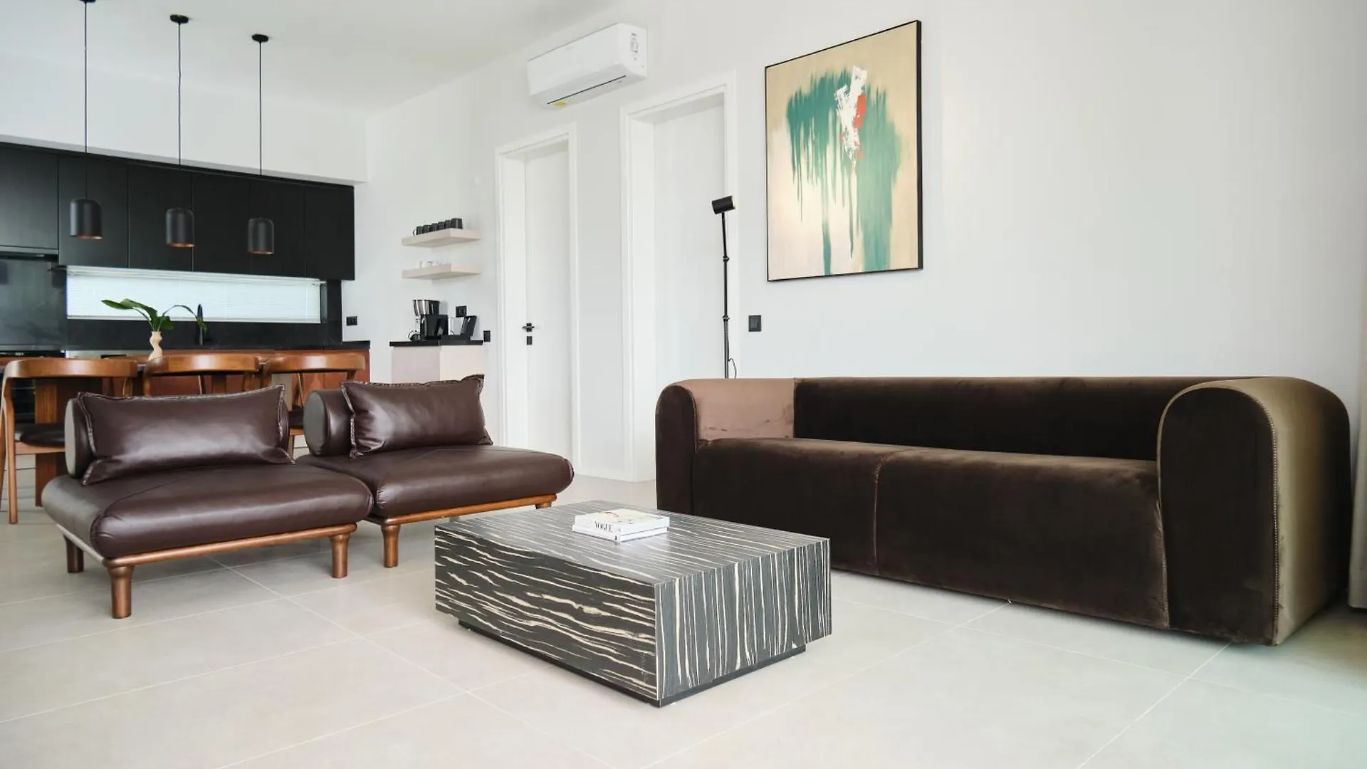 Ashta Suites / Color Block فتحية 0*,